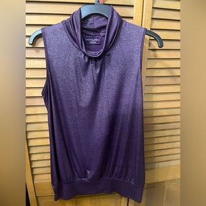 Sleeveless blouse